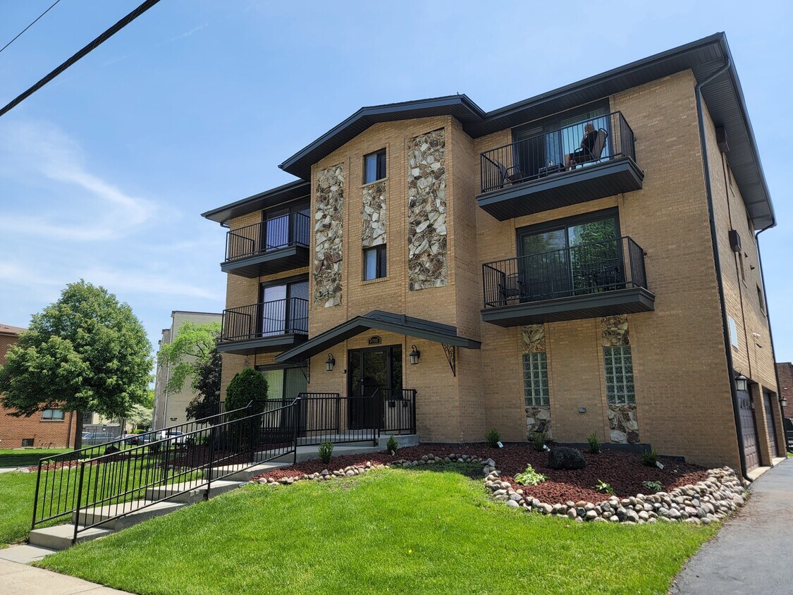 Foto del edificio - 9600 S Komensky Ave