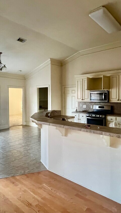 Foto del edificio - 204 Calhoun Dr