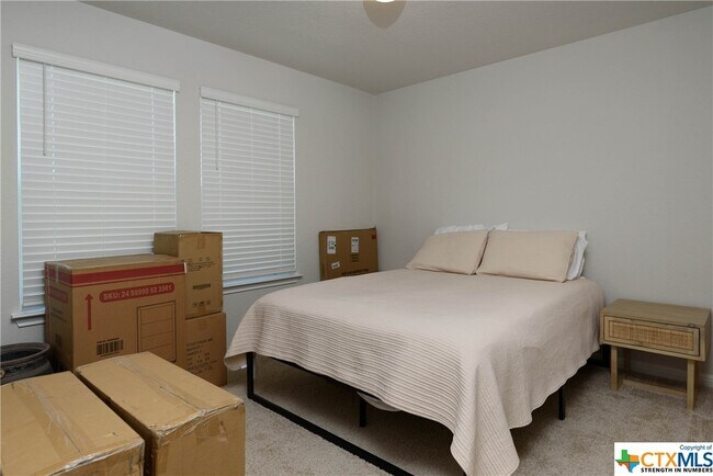 Foto del edificio - 2118 Trumans Hl