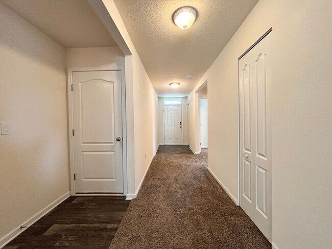 Foto del edificio - 1763 Eagle View Way