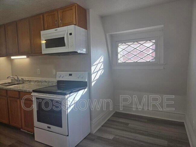 Foto del edificio - 1718 8th Ave