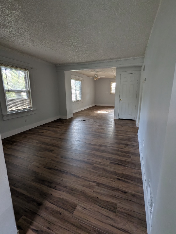 Foto del edificio - 5925 McGuire St