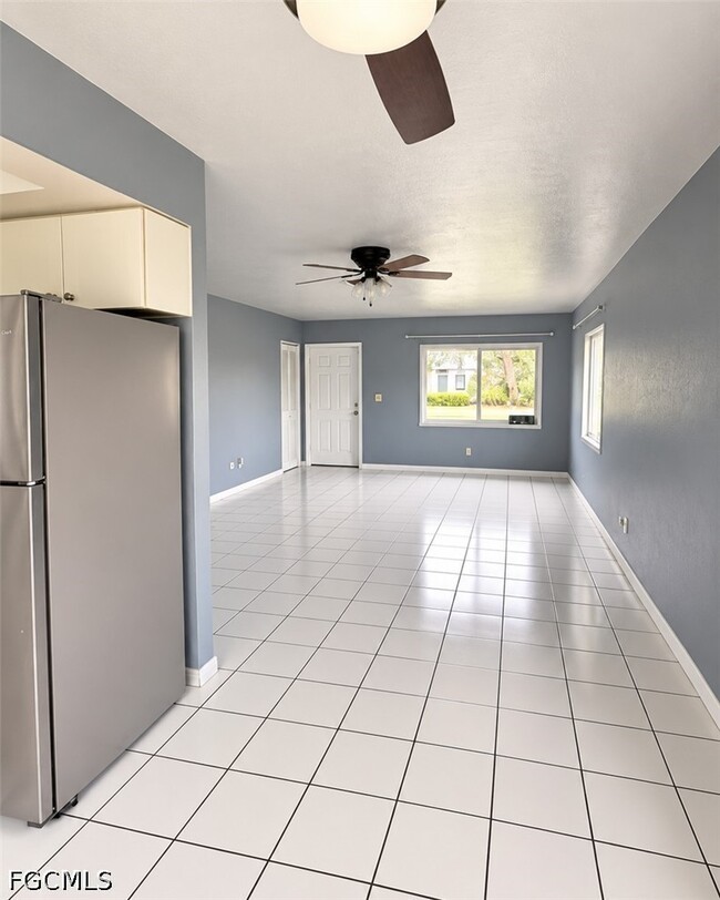 Foto del edificio - 5254 Coronado Pkwy