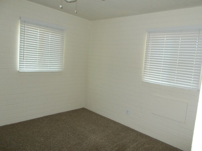 Foto del edificio - 4335 N 7th St