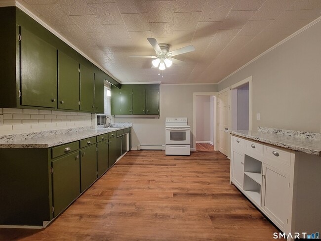 Building Photo - 344 Boswell Ave