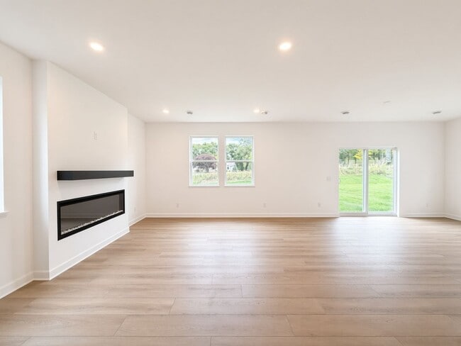 Building Photo - 22362 Isla Wy