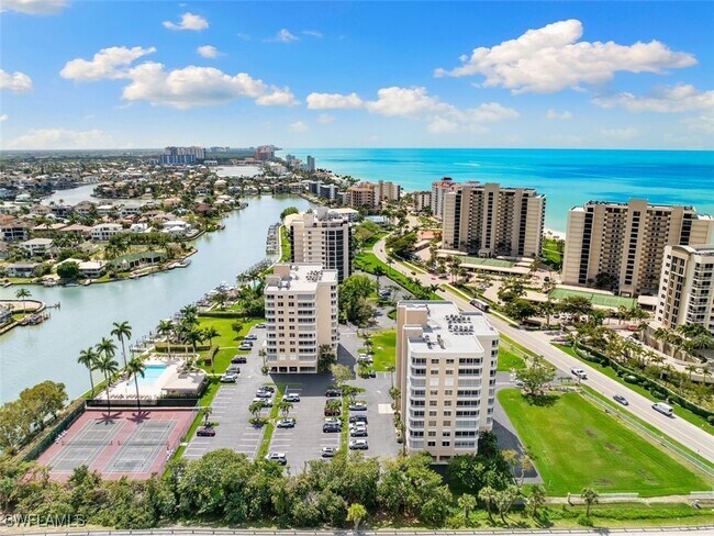 Foto del edificio - 11118 Gulf Shore Dr