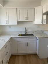 Building Photo - Beachside Apartments