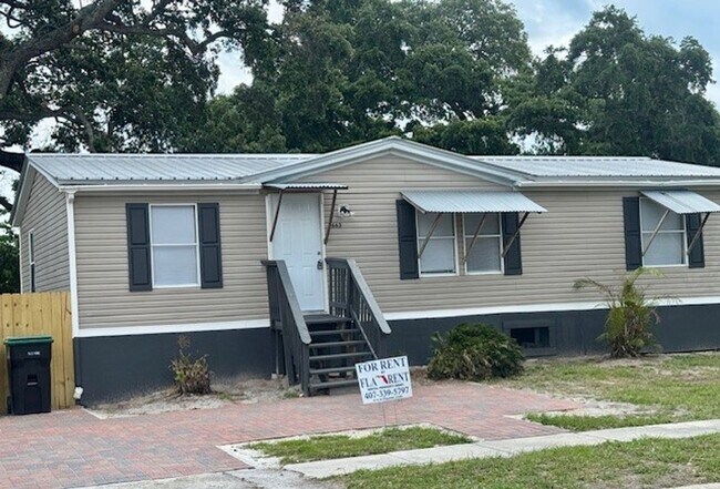 Foto del edificio - **3/2 Manufactured home near Boggy Creek Road/Taft**