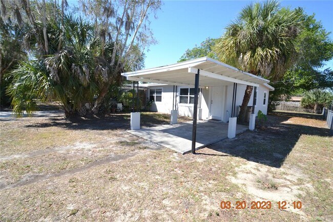 Building Photo - 9246 Overlook Dr