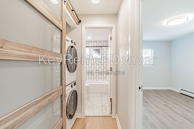Foto del edificio - 2356 S Linden Ct