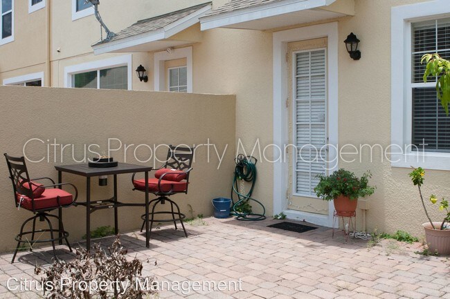 Foto del edificio - 9128 Camden Gardens St