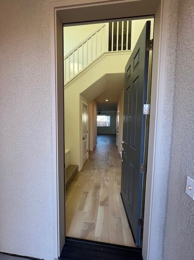 Building Photo - 30514 Delancy Rd