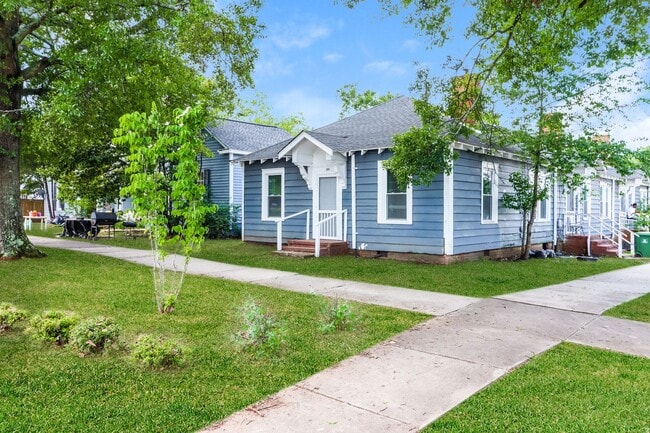 Building Photo - 106 W Tinsley St