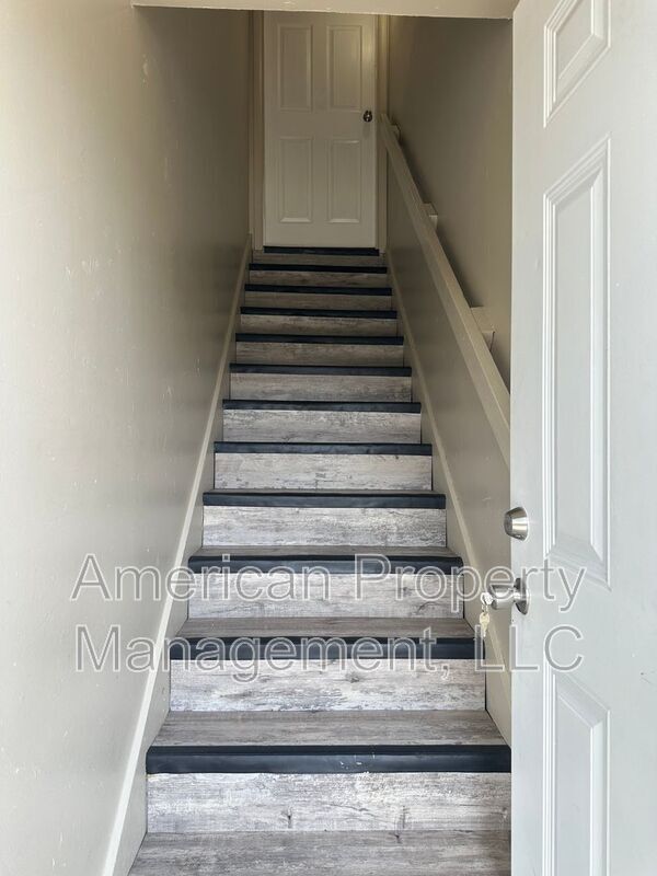 Foto del edificio - 3605 E 16th St