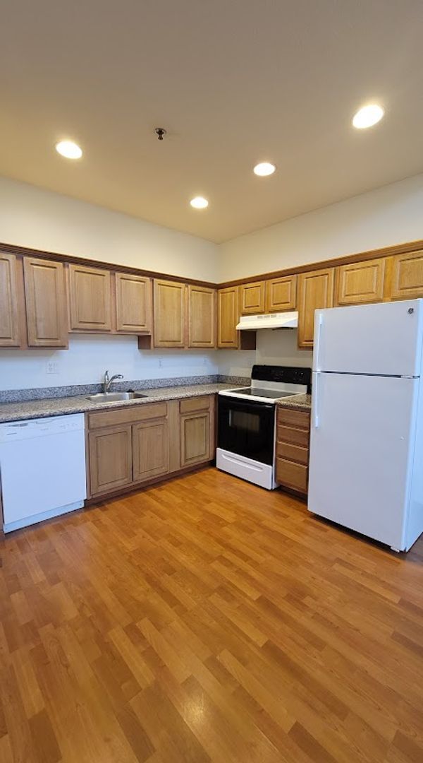 Foto del edificio - 123 NE 172nd Ave