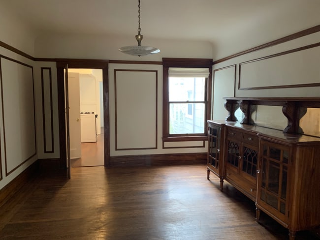 Building Photo - 1355 16th Ave