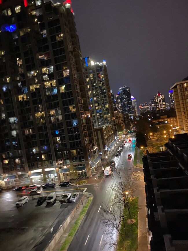 Foto del edificio - 715 N Church St