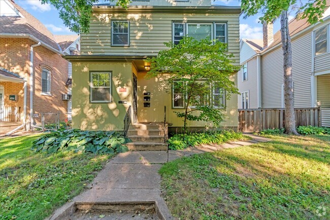 Building Photo - 1519 Adams St NE