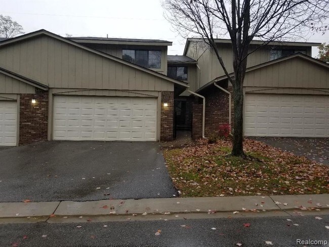 Foto del edificio - 4352 Foxpointe Dr