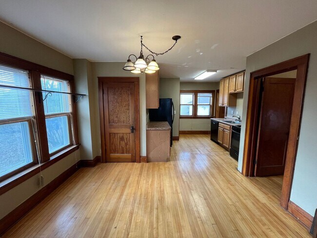 Foto del edificio - 3 Bed 1 Bath Single Family Home in Wausau