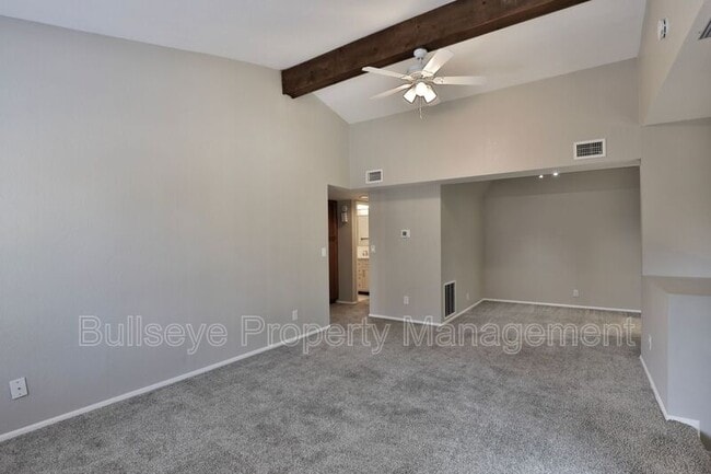 Foto del edificio - 925 N College Ave