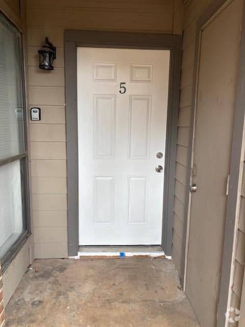 Building Photo - 1600 Pecan Chase Cir