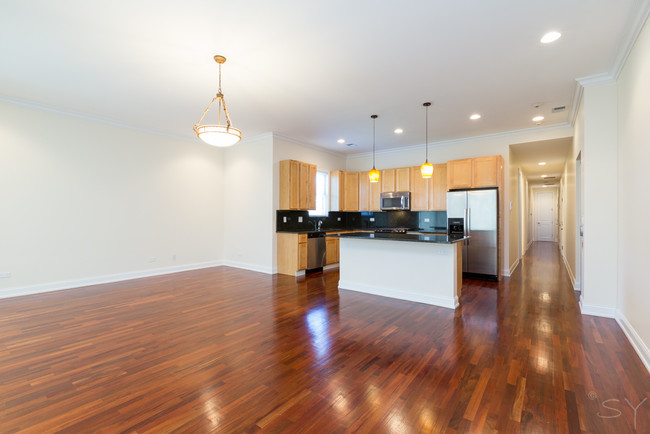 LIVING ROOM - KITCHEN - 3300 W Lawrence Ave