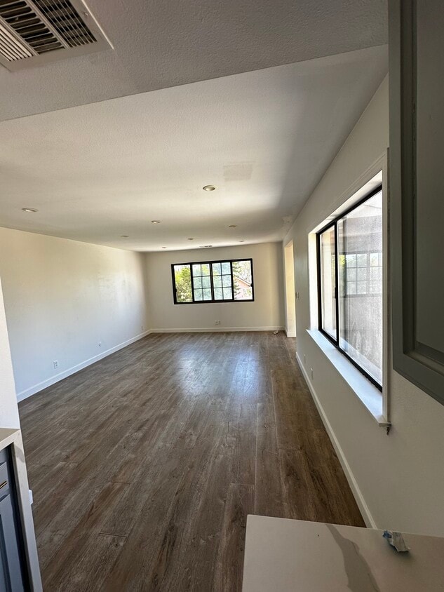 8532 Vine Valley Dr, Sun Valley, CA 91352 House Rental in Sun Valley