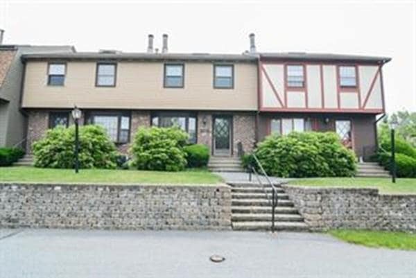 Building Photo - D31 Scotty Hollow Dr