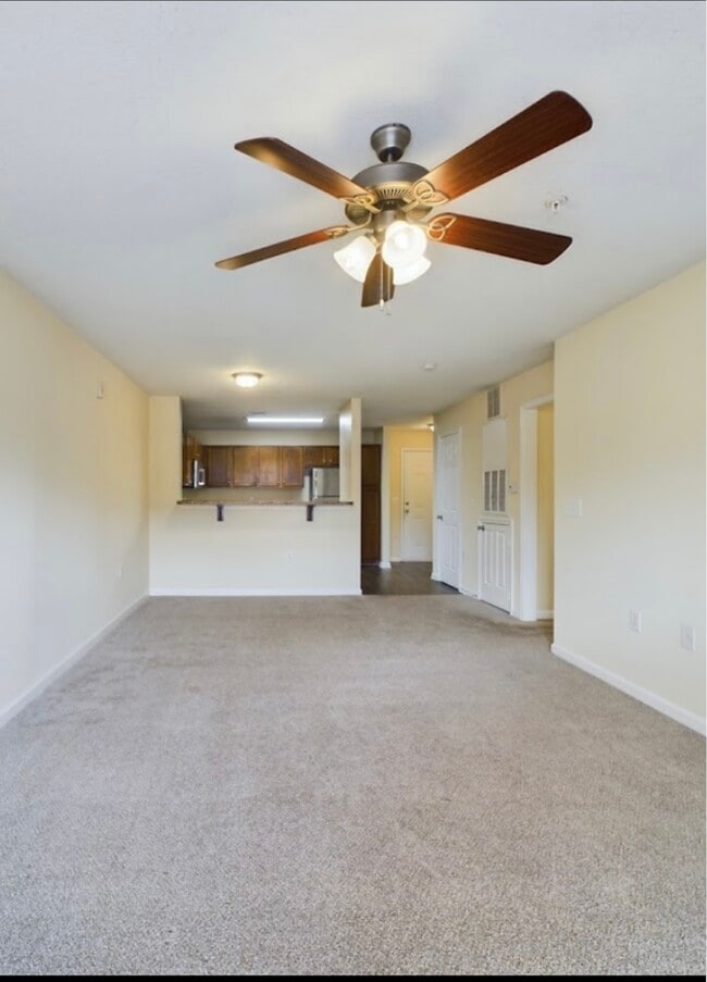 Building Photo - 3041 Stone Carriage Cir