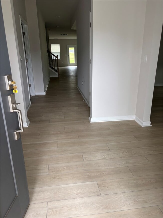 Foto del edificio - 102 Penrose Cir