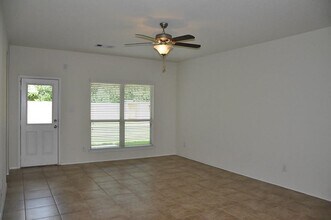 Building Photo - 3335 Jane Wy