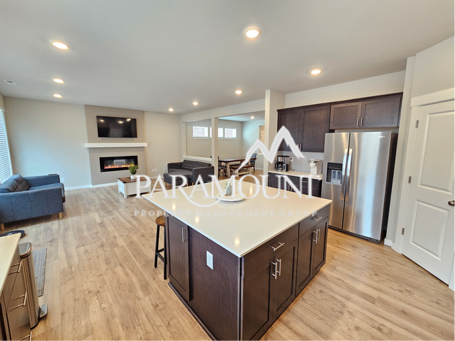Building Photo - Gorgeous 5 Bedroom in Gig Harbor!