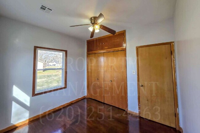 Foto del edificio - 3 Bedroom