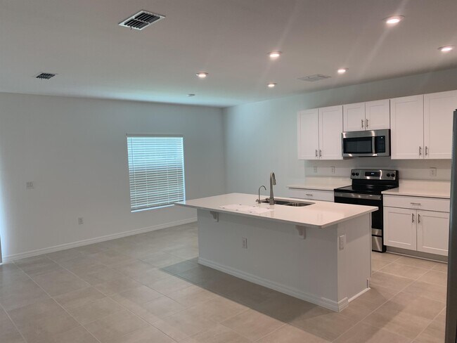 Building Photo - 4234 Southern Vis Lp