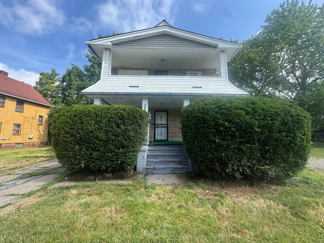 Foto principal - 11313 Continental Ave
