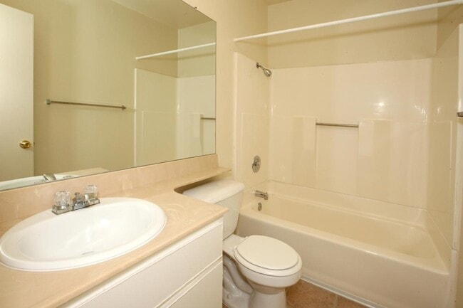 Interior Photo - Lexington Park