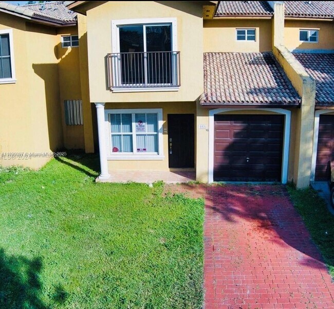 Foto del edificio - 865 SW 6th Ct