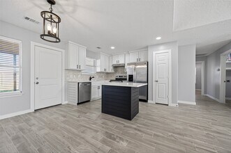 Building Photo - 4922 Comal River Loop