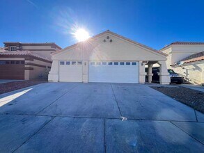 Building Photo - 1241 Pacific Terrace Dr