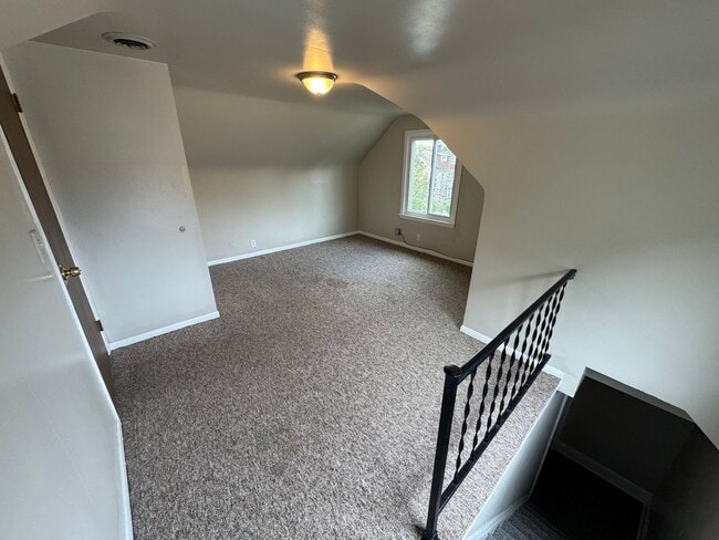 Building Photo - 1405 Sheffield Rd