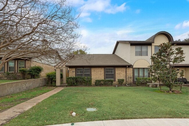 Photo - 4910 Rollingwood Ct Townhome