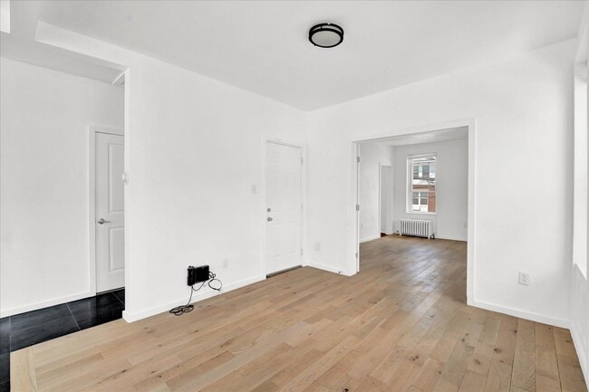 Building Photo - 1314 Paterson Plank Rd