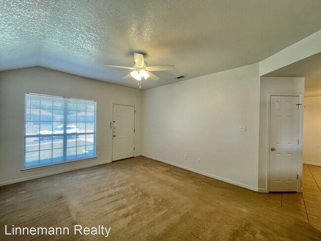 Foto del edificio - 3 br, 2 bath House - 3102 B Dannen Court