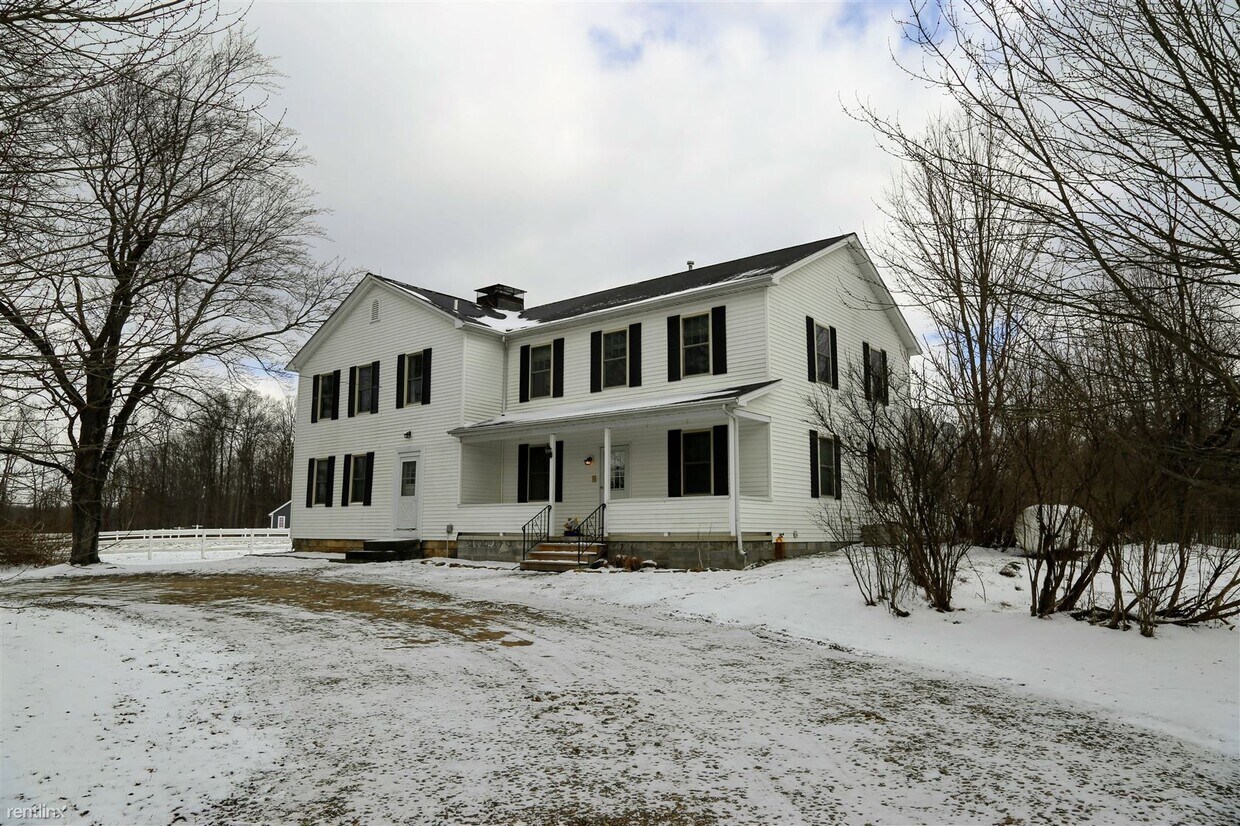 Primary Photo - 11554 Windham Parkman Rd