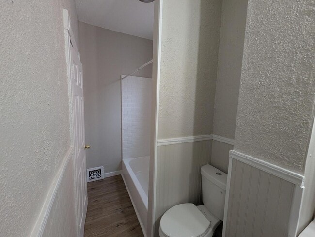 Foto del edificio - 3324 Illinois Ave