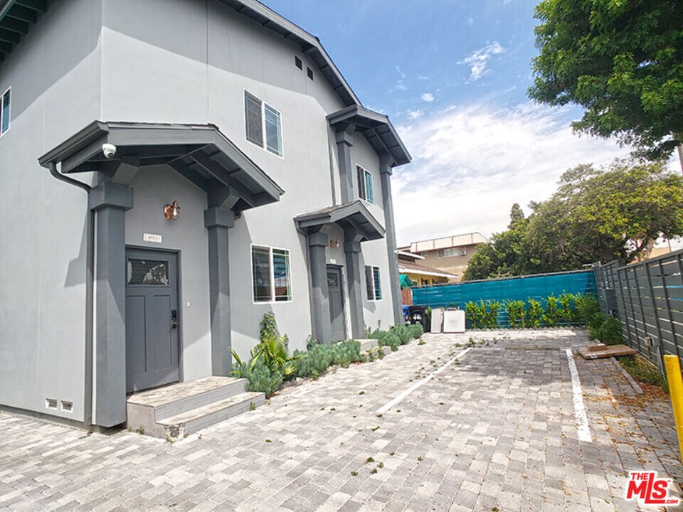 Foto principal - 413 N Harvard Blvd