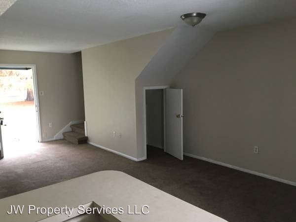 Building Photo - 5482 Tullis Dr