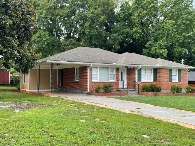 Building Photo - Newly RENOVATED ranch home in Decatur